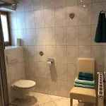 Haus Fuetsch * 비르겐