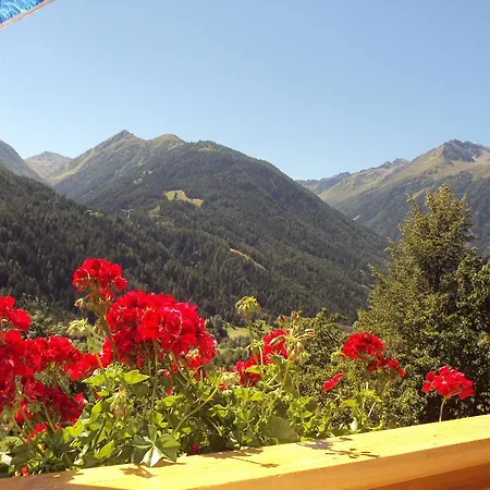 Haus Fuetsch Privat bolig Virgen