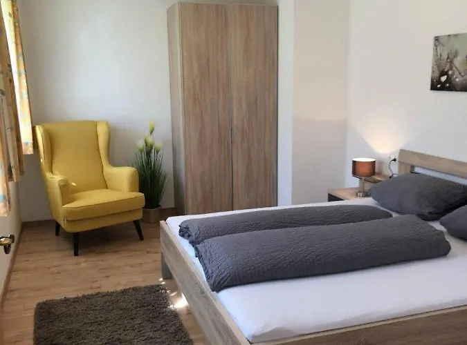 Haus Fuetsch Privatunterkunft